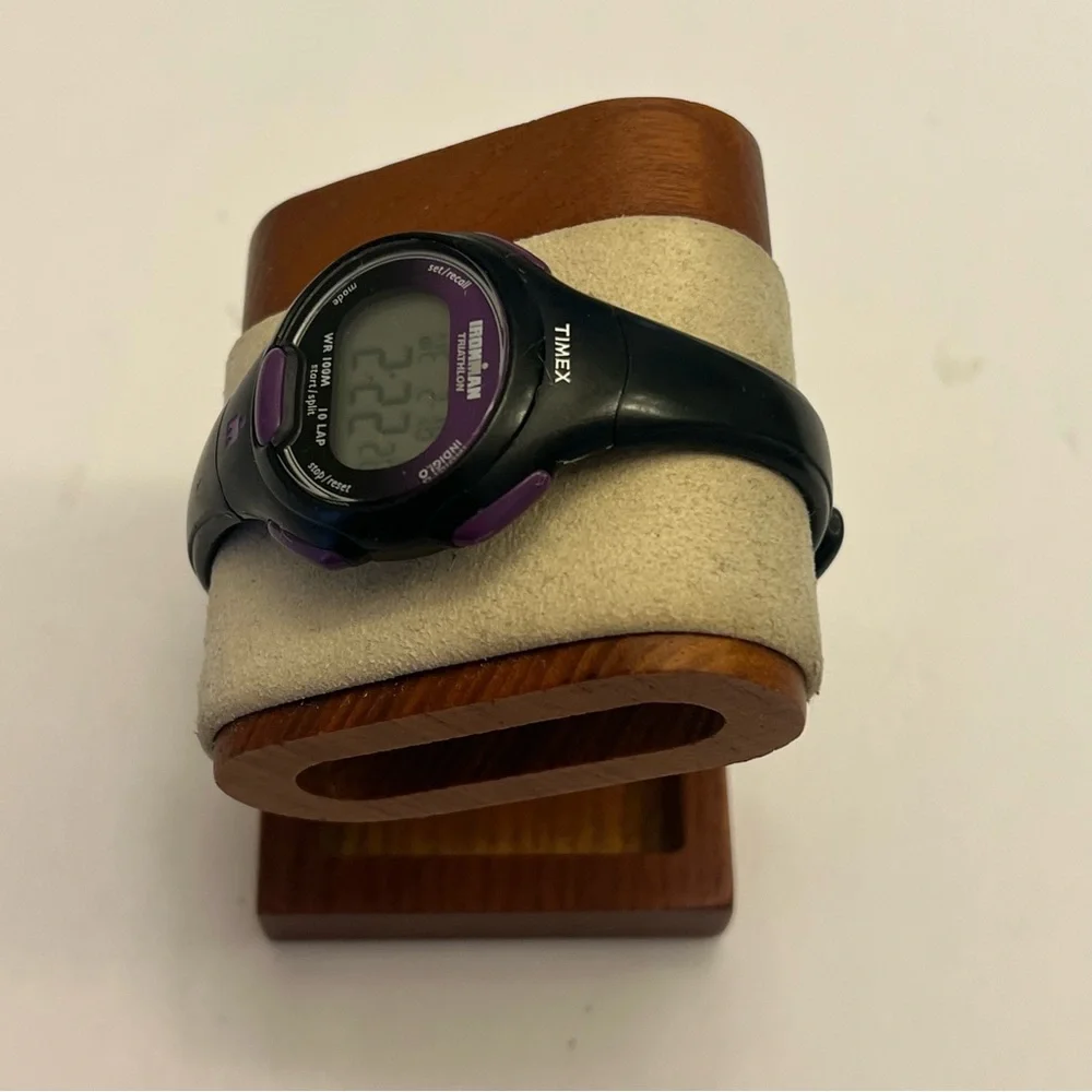 Timex Women’s Ironman Essential 10-Lap‎ Watch Black/Purple